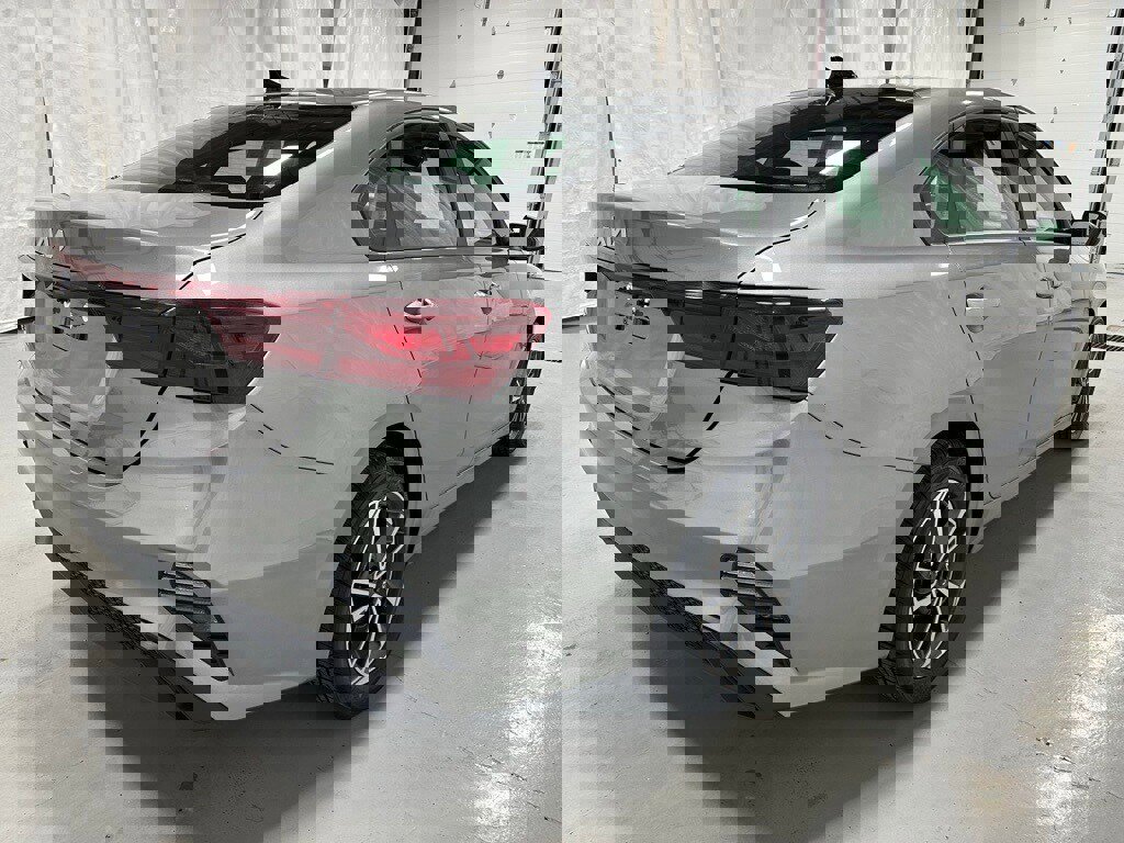 Used 2024 Kia Forte LXS image 7