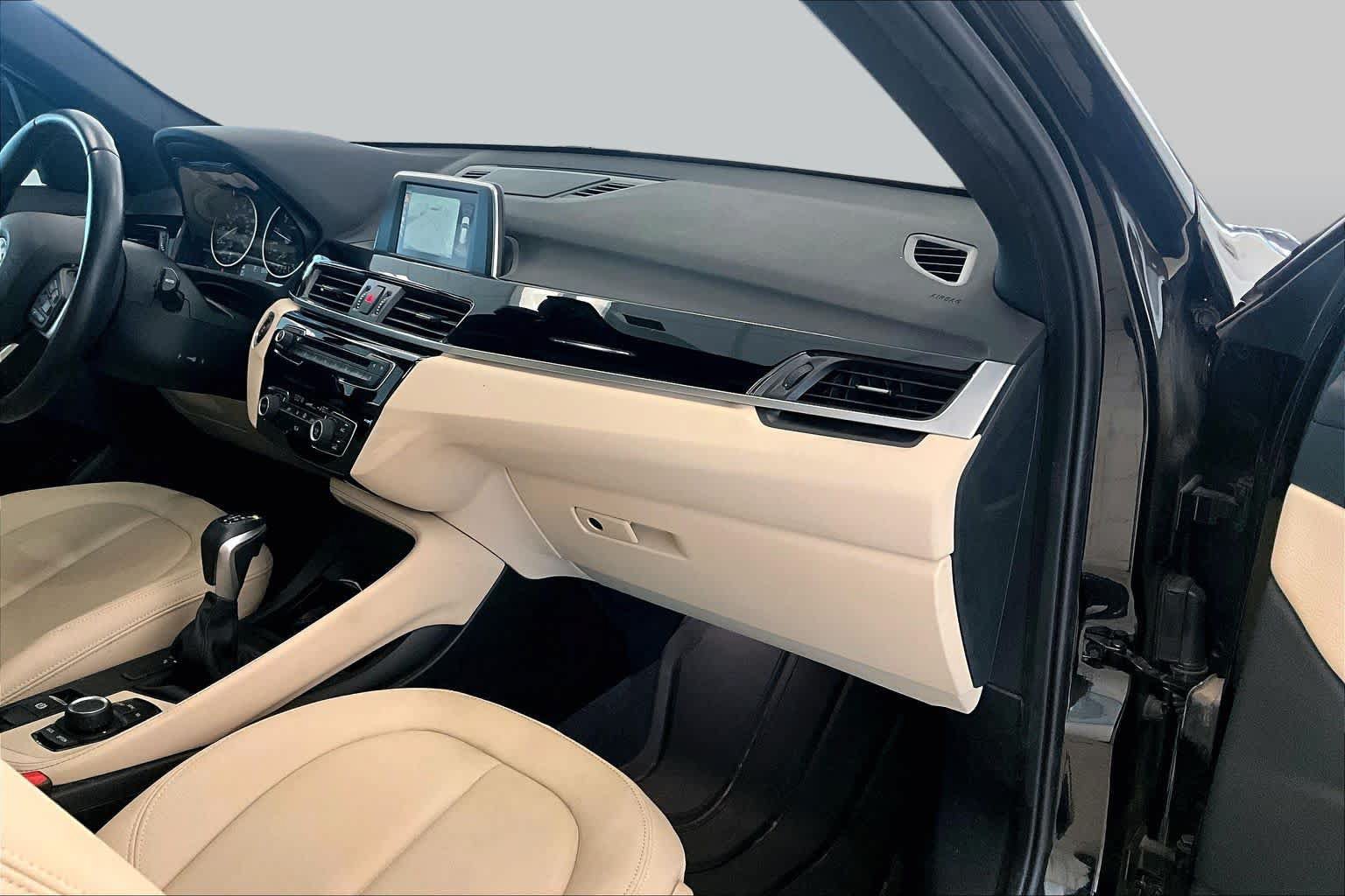 Used 2017 BMW X1 sDrive28i FWD image 15
