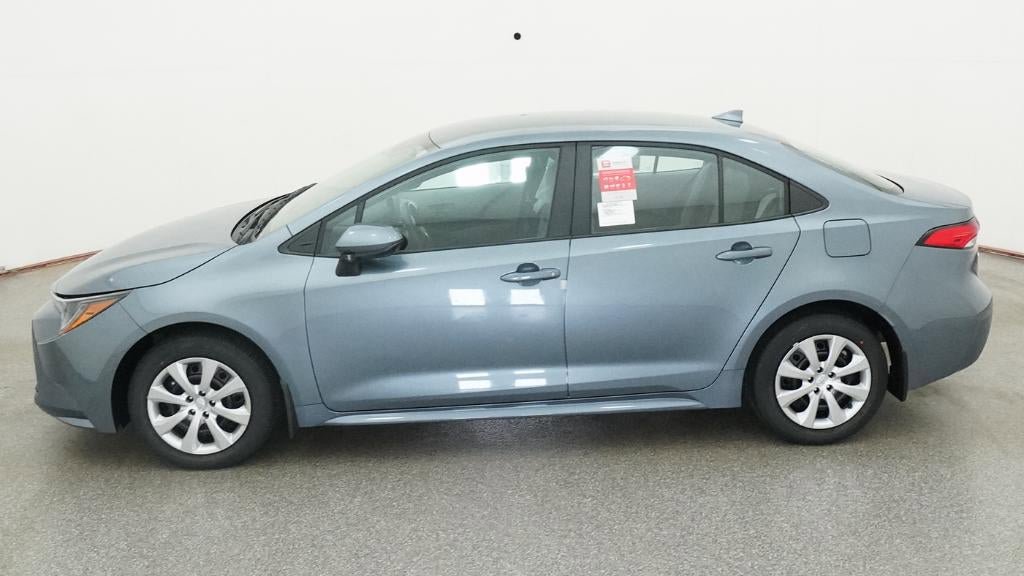 New 2026 Toyota Corolla LE FWD image 3