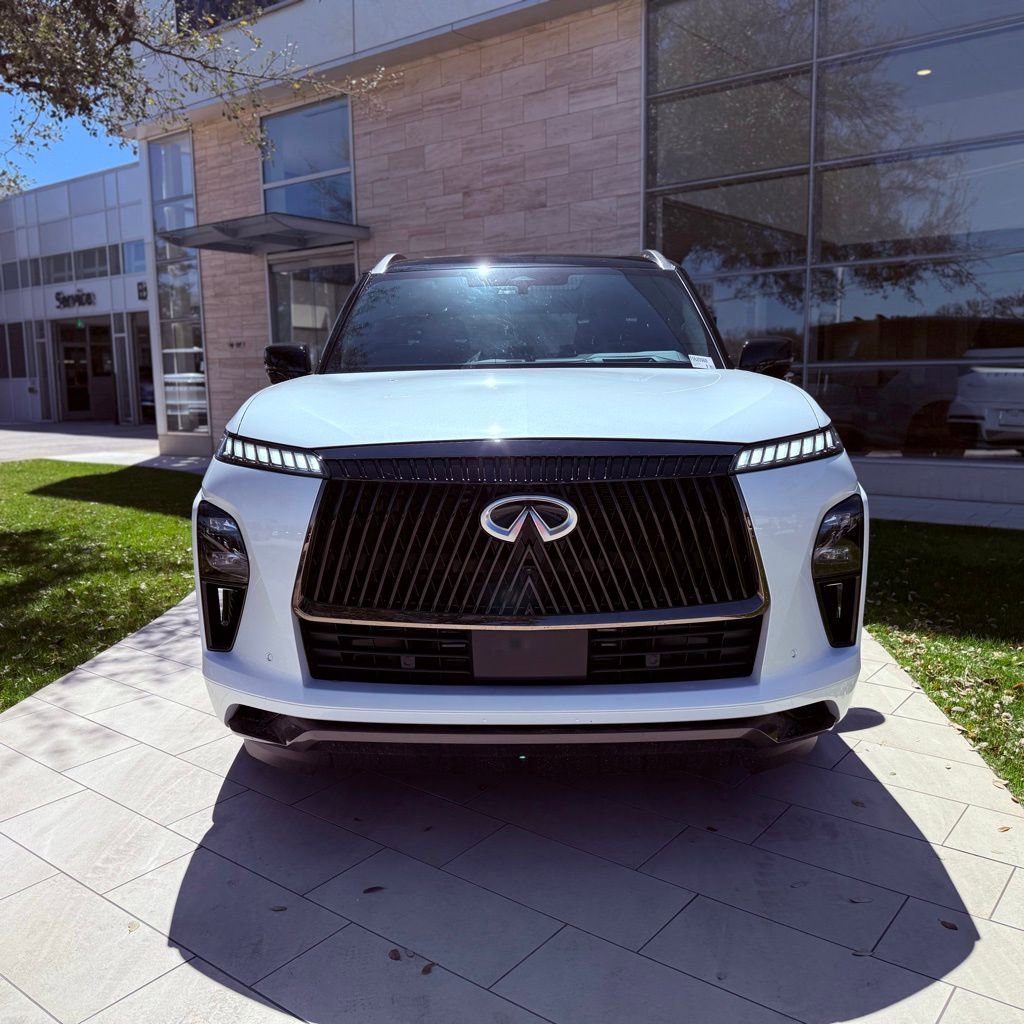 Certified 2026 INFINITI QX80 Autograph image 3