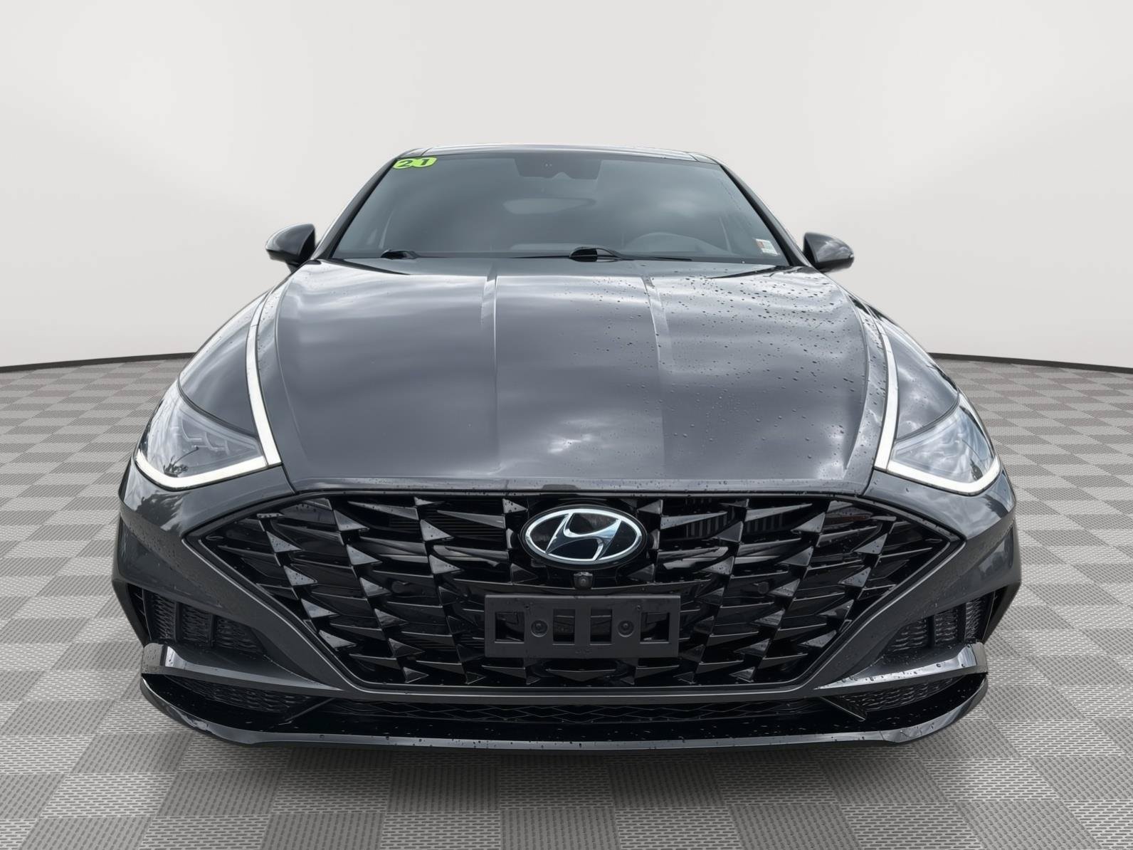 Used 2021 Hyundai Sonata Limited w/ Winter Weather Package FWD image 8
