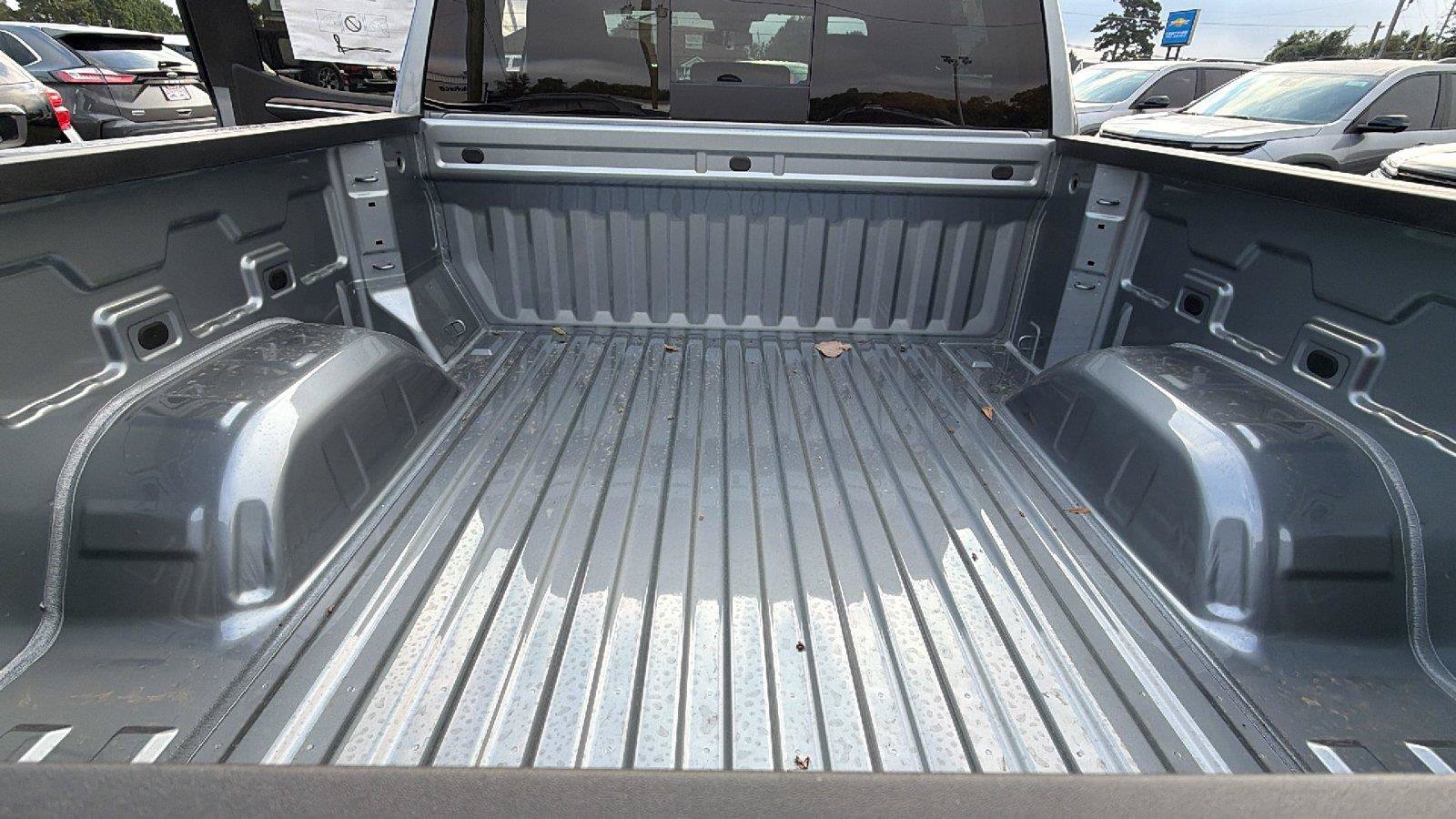 New 2026 Chevrolet Silverado 1500 RST w/ Convenience Package II AWD/4WD image 13