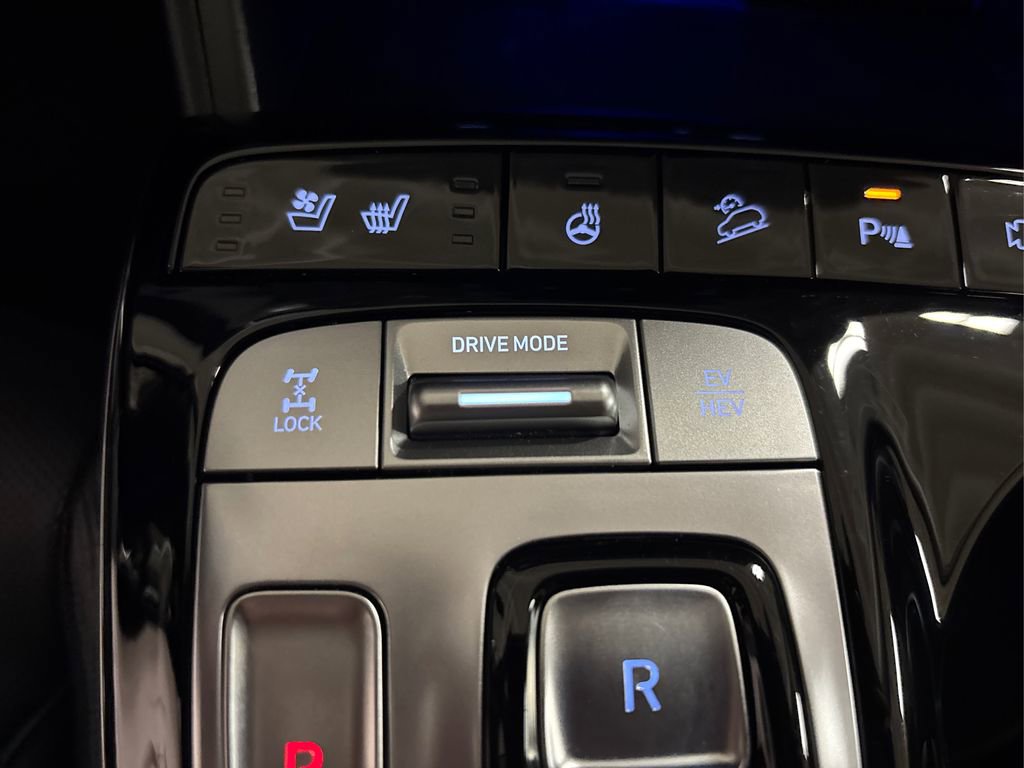 Used 2023 Hyundai Tucson Limited image 36