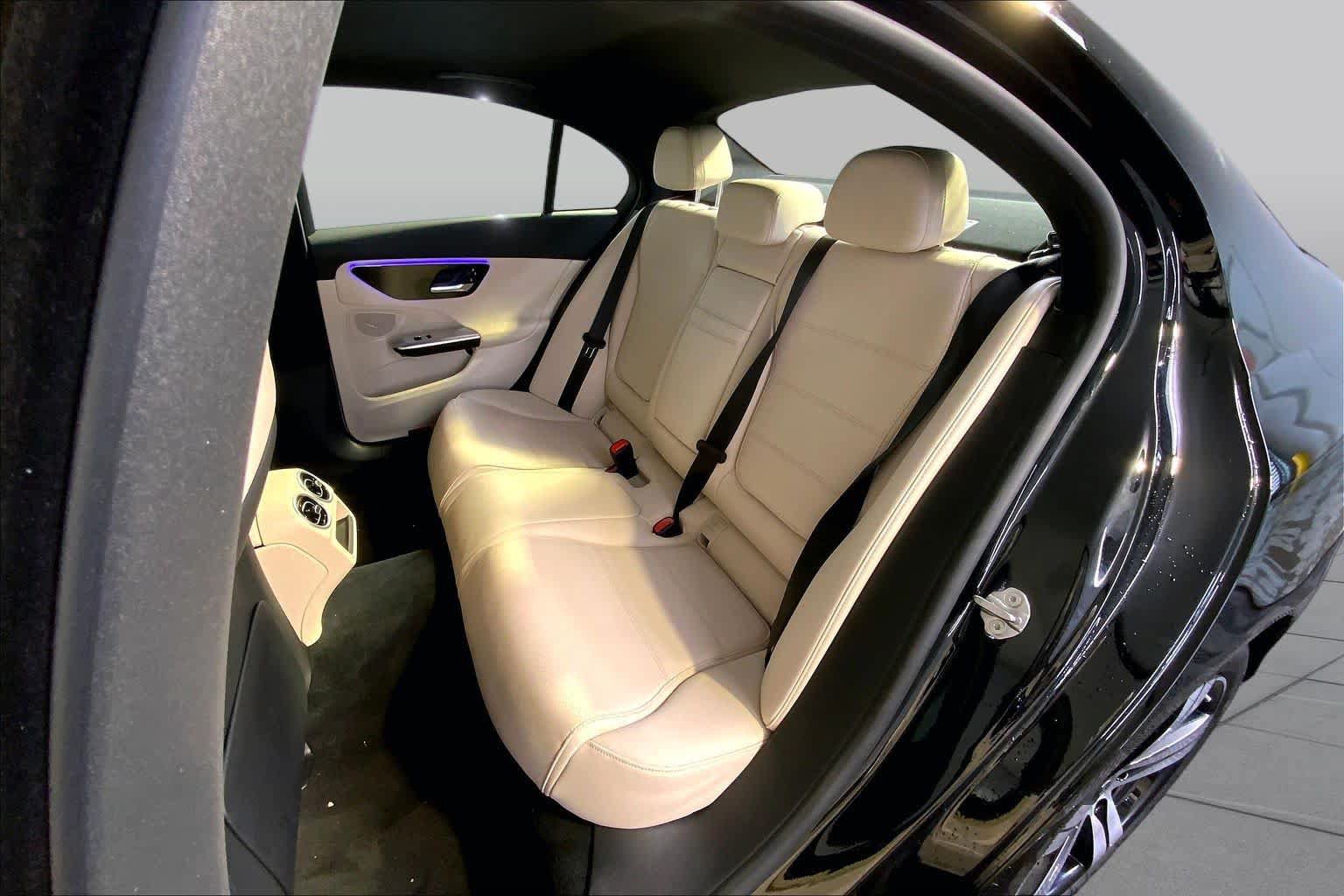 Used 2023 Mercedes-Benz C 300 4MATIC Sedan image 21