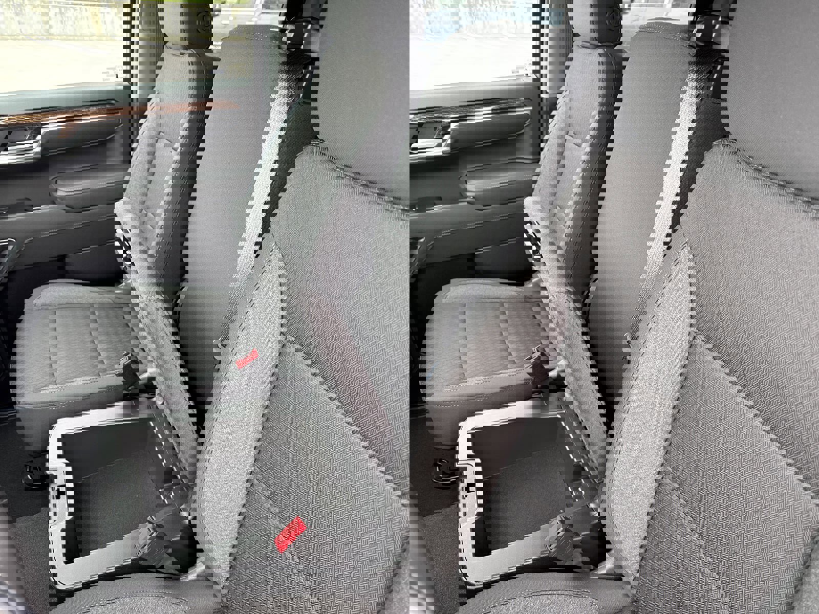 Used 2026 GMC Sierra 1500 SLE image 30