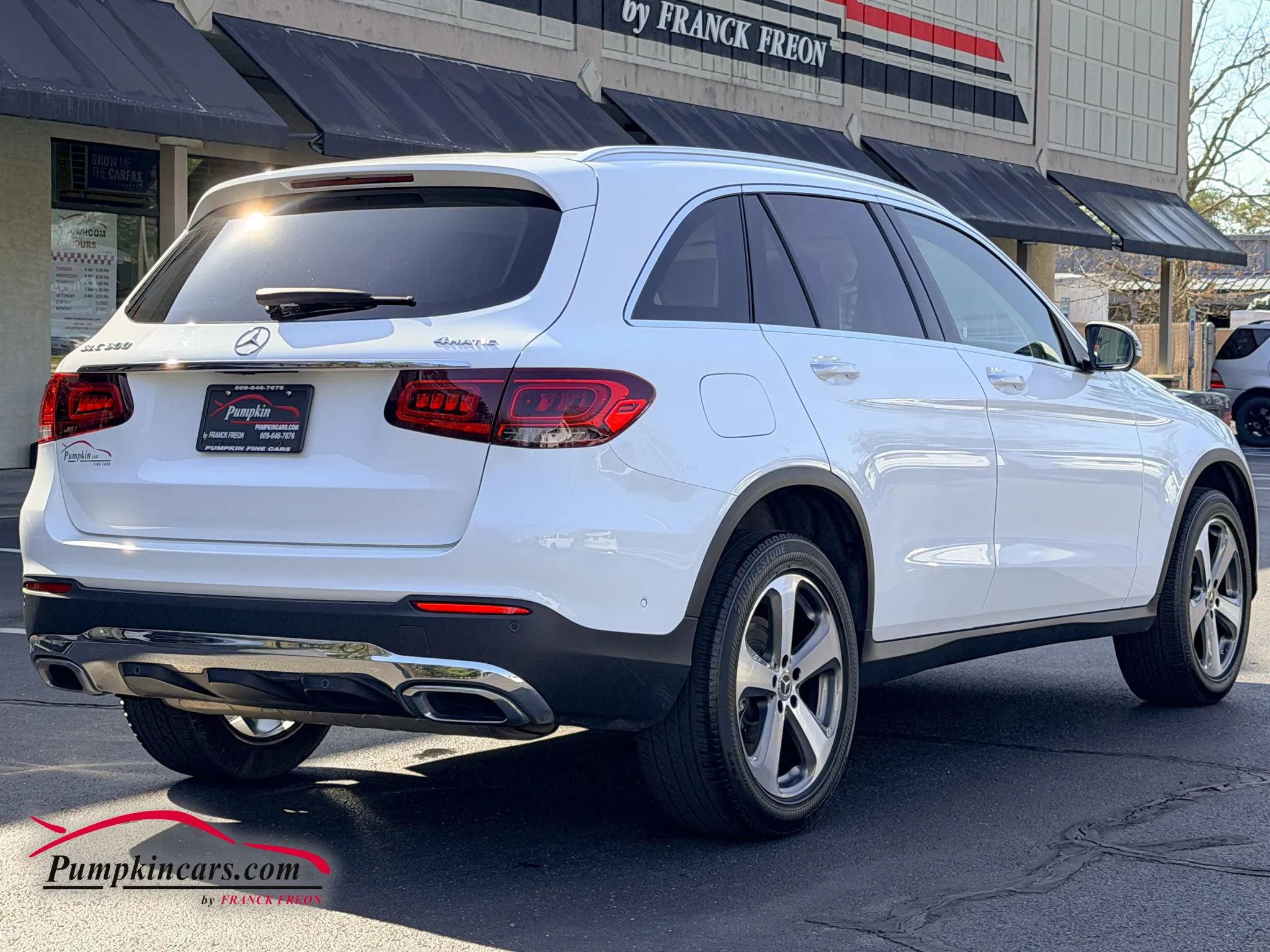 Used 2020 Mercedes-Benz GLC 300 4MATIC image 3