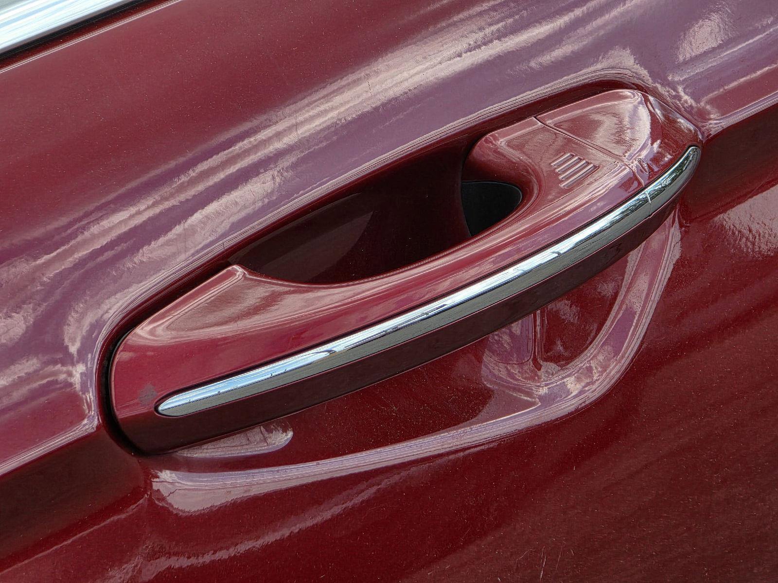 Used 2017 Ford Fusion SE w/ Fusion SE Technology Package image 40