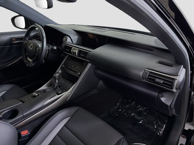 Used 2020 Lexus IS 300 F Sport w/ Blackline Edition RWD image 29