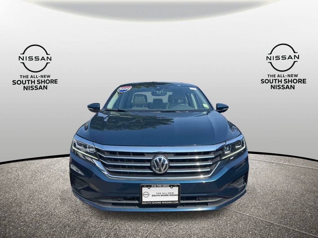 Used 2020 Volkswagen Passat 2.0T SEL FWD image 2