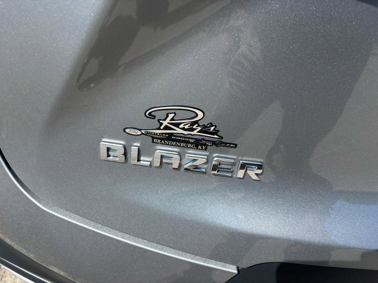 Used 2024 Chevrolet Blazer LT w/ Convenience Package FWD image 9