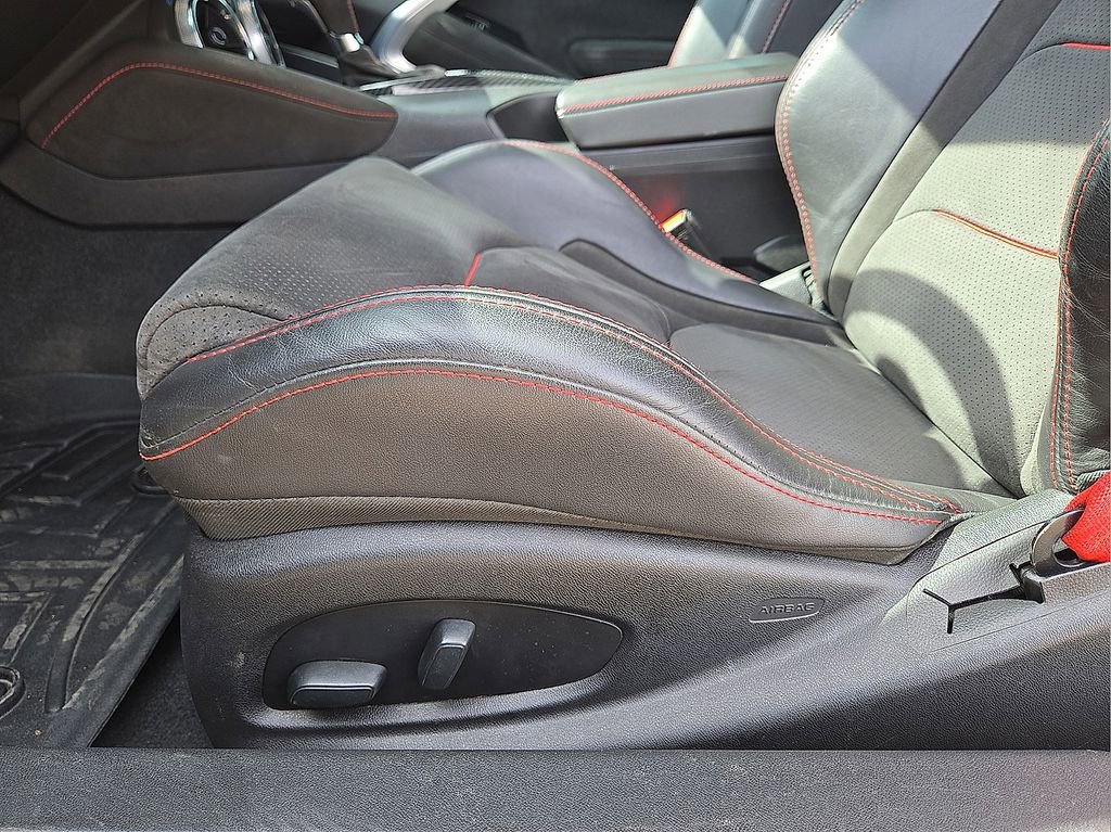 Used 2018 Chevrolet Camaro ZL1 image 19