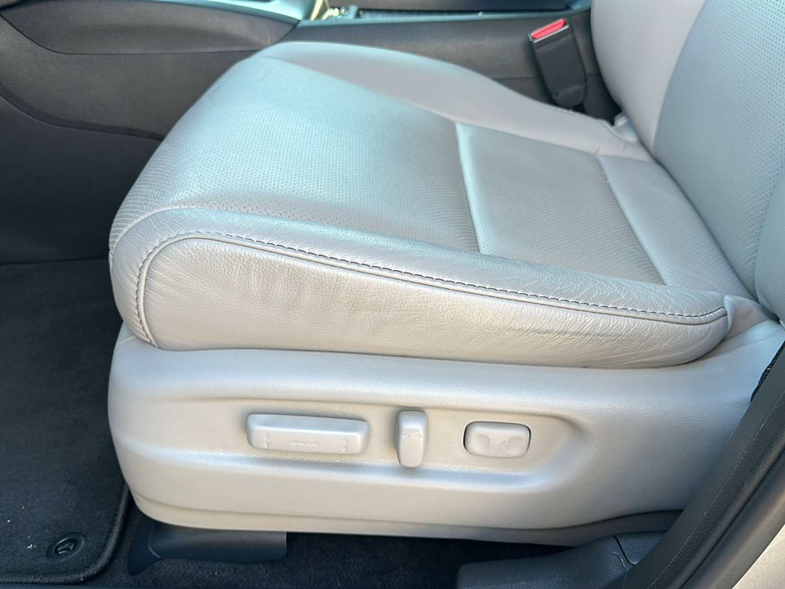 Used 2023 Honda Passport EX-L image 15