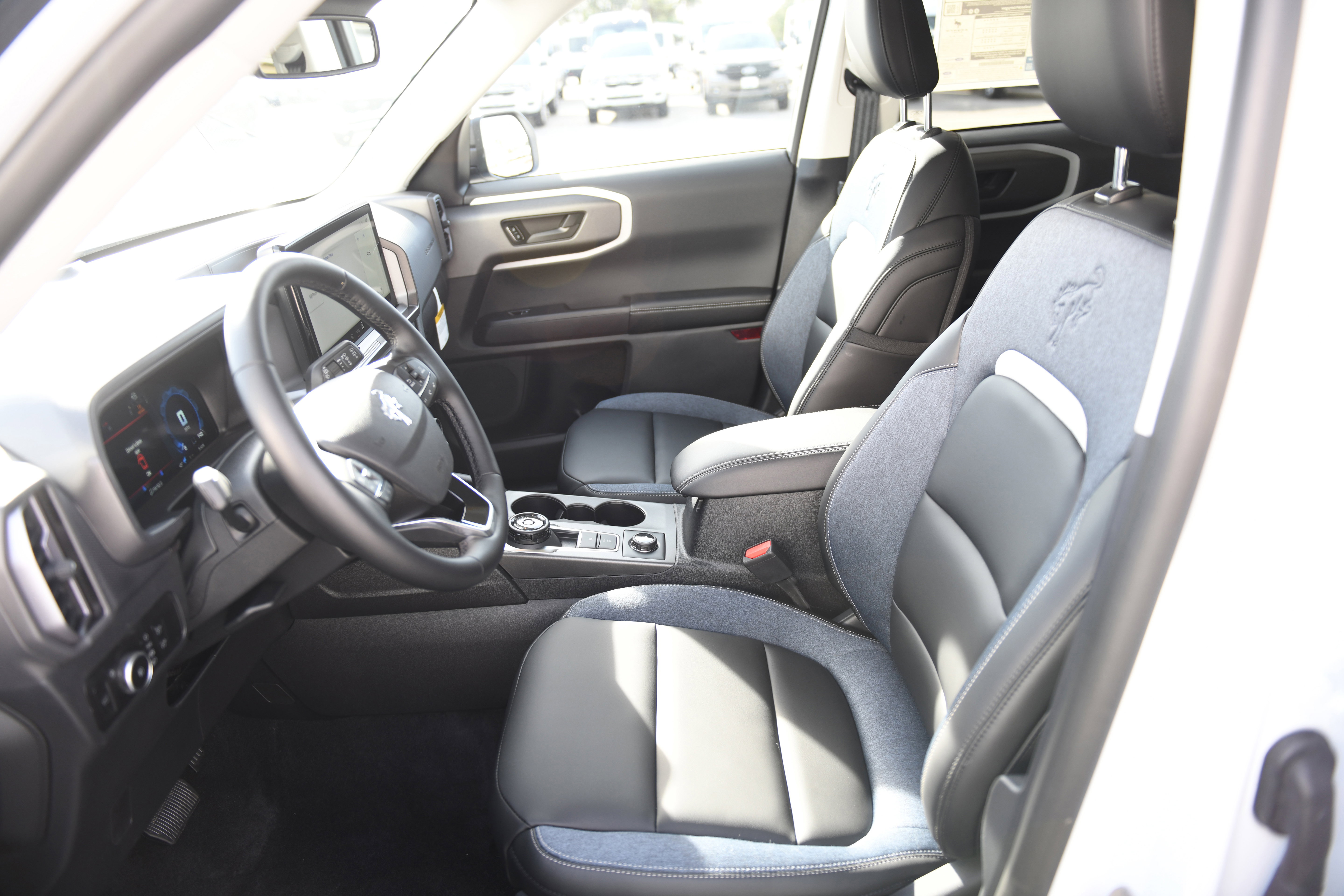 New 2025 Ford Bronco Sport Outer Banks image 24