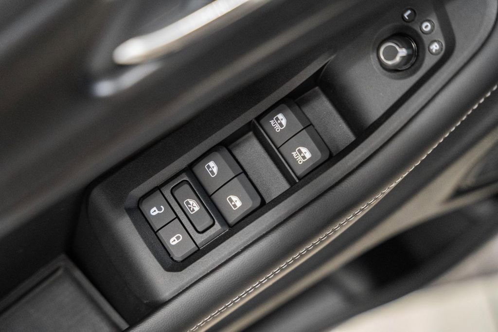 New 2025 Jeep Grand Cherokee Laredo X w/ Trailer Tow Package image 34