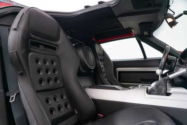 Used 2005 Ford GT image 24