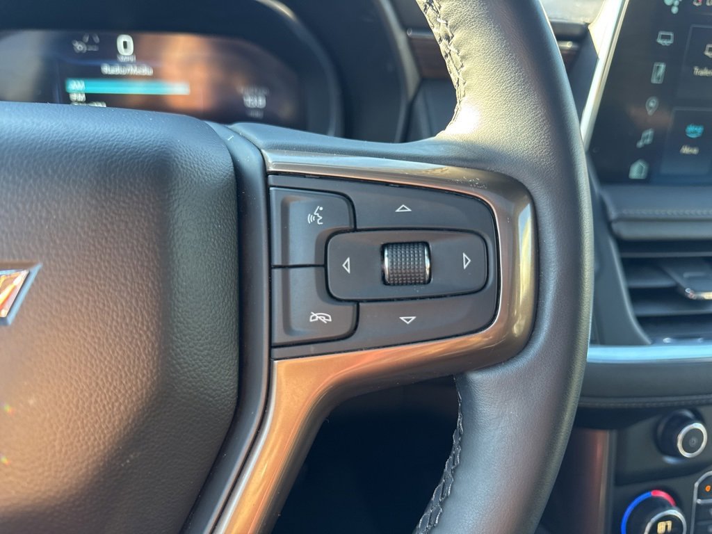 Used 2024 Chevrolet Suburban High Country image 35