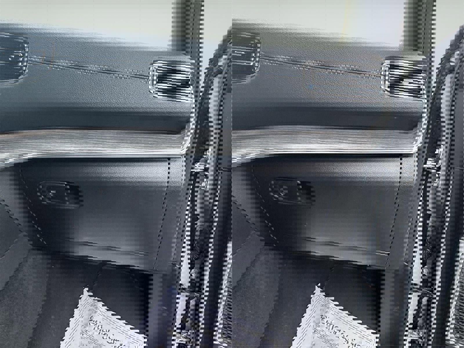 Used 2024 Jeep Wagoneer Series II w/ Flexible Seating Group image 44