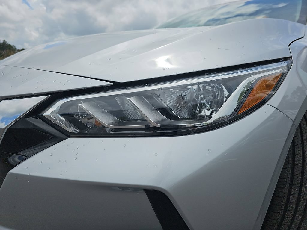 Used 2023 Nissan Sentra SV FWD image 34