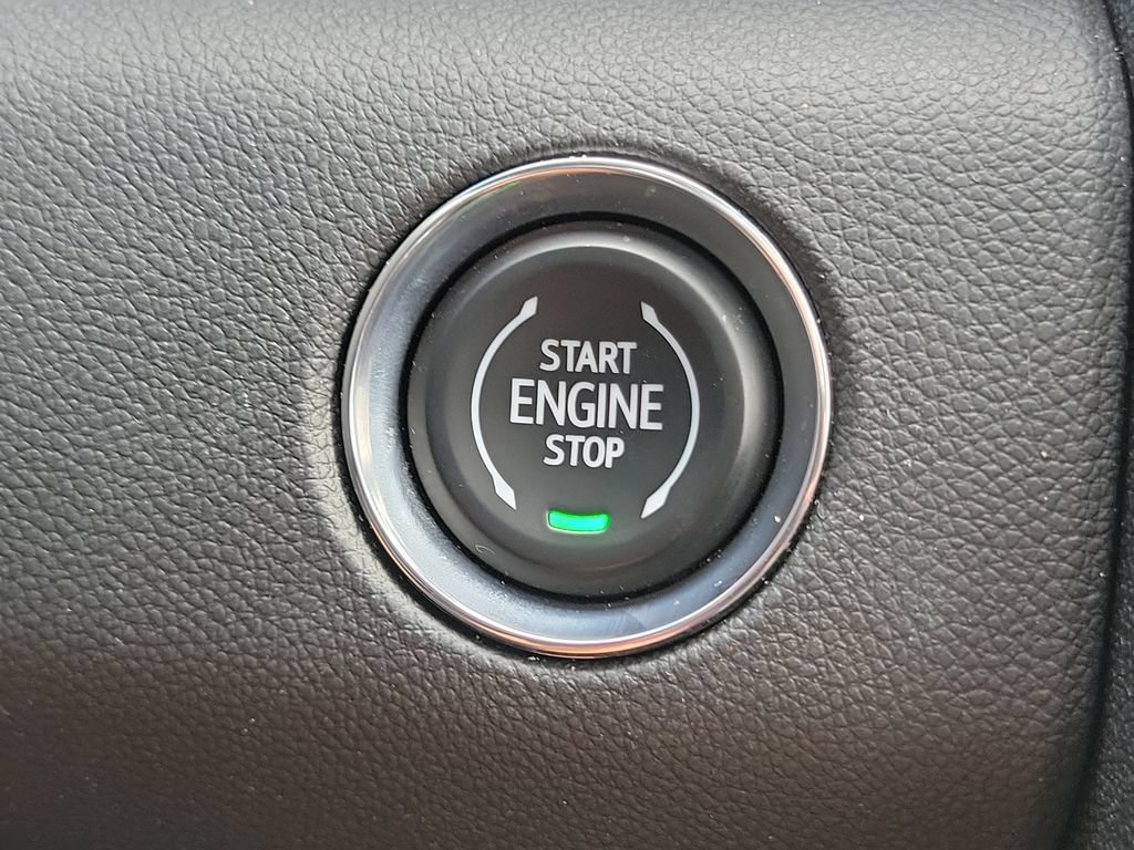 Used 2026 GMC Acadia Denali w/ Super Cruise Package FWD image 30