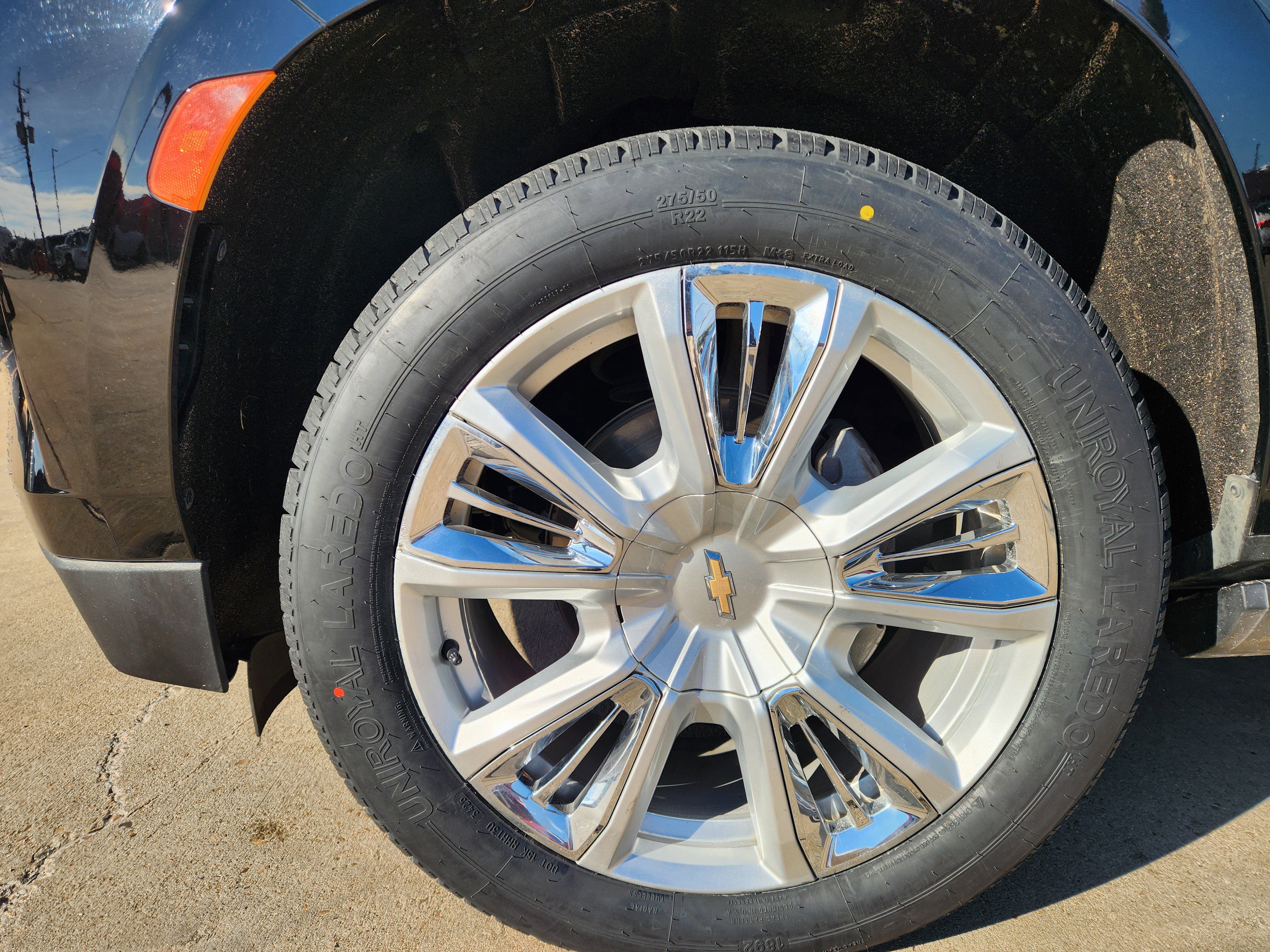 Used 2021 Chevrolet Tahoe High Country w/ Premium Package image 11