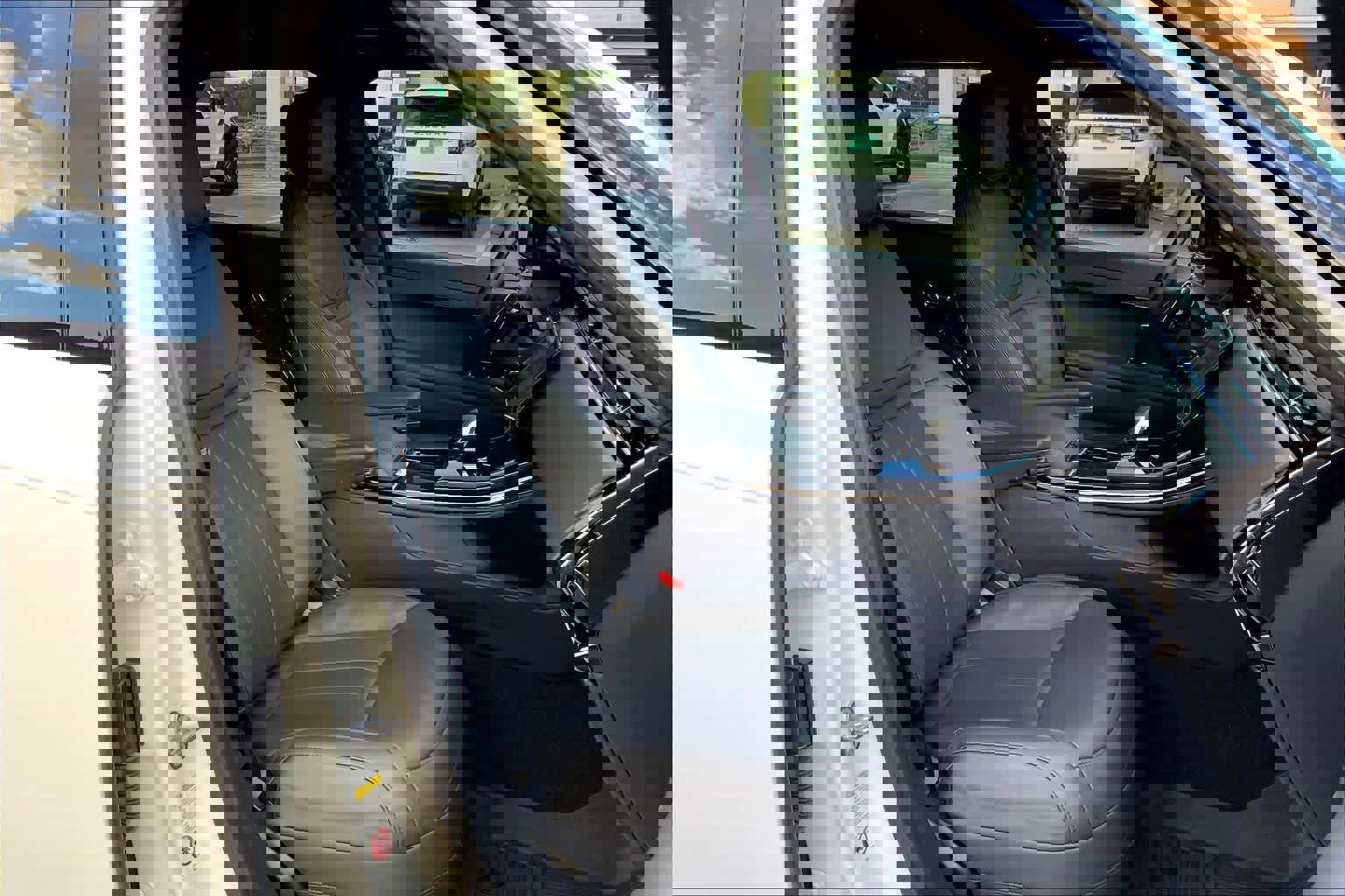 Used 2024 Land Rover Range Rover Sport Dynamic SE image 8