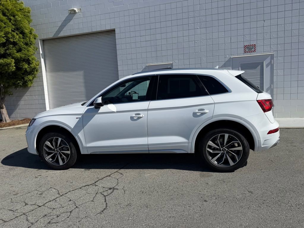 Used 2024 Audi Q5 2.0T Premium Plus image 3