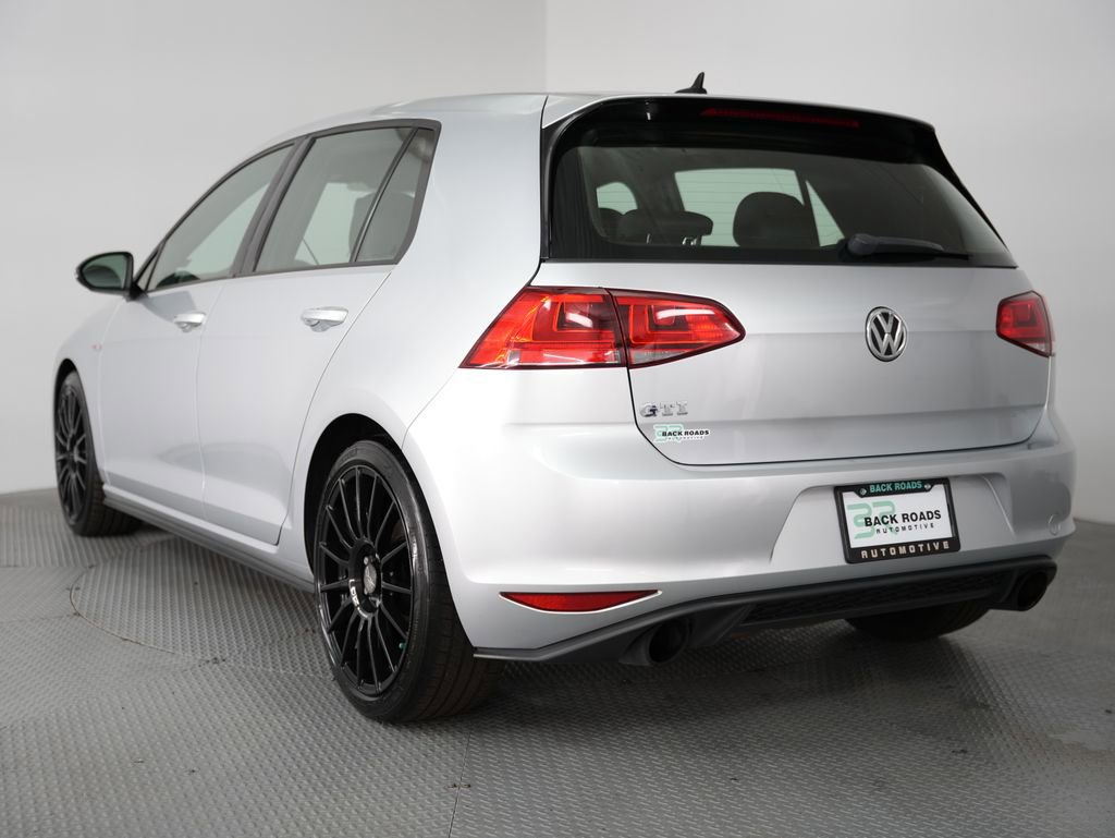 Used 2015 Volkswagen GTI SE FWD image 7