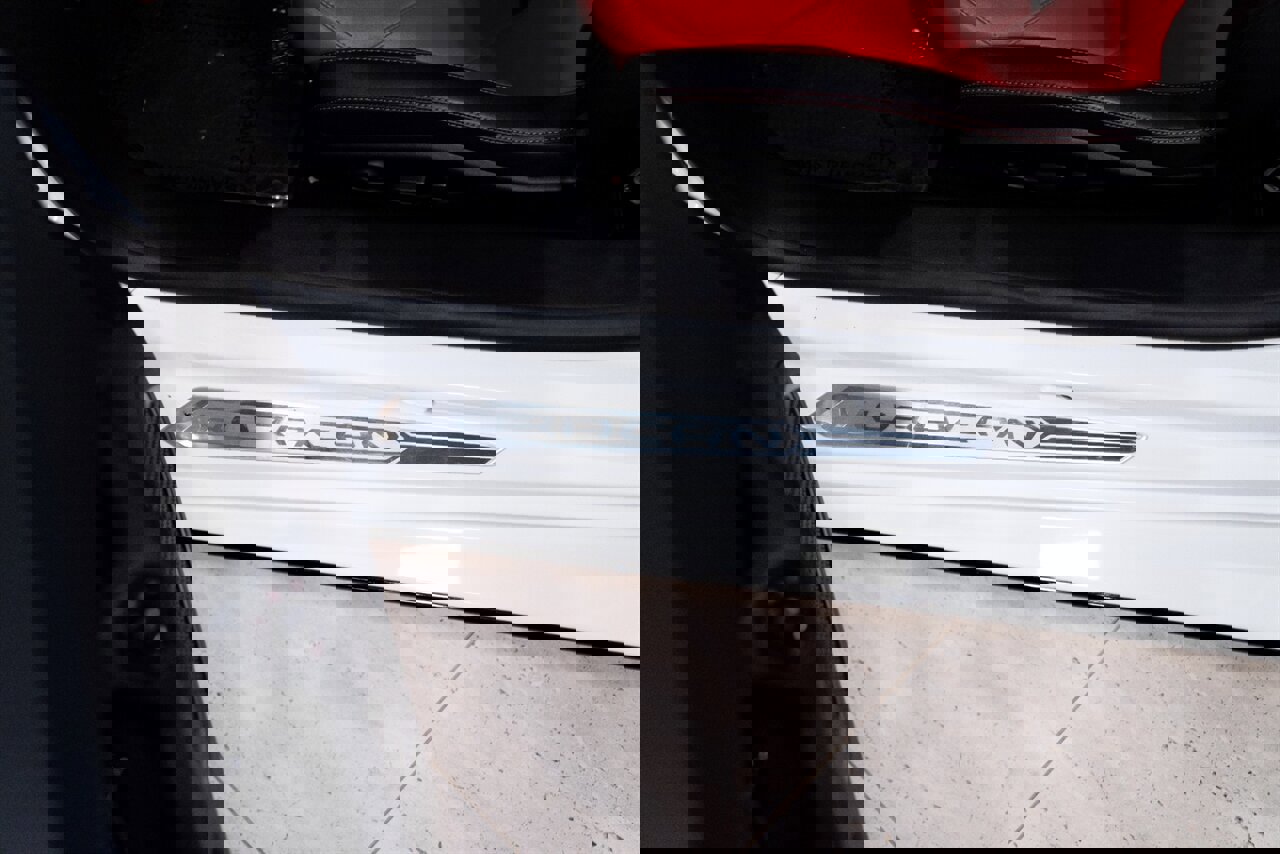 Used 2023 Lamborghini Huracan EVO image 31