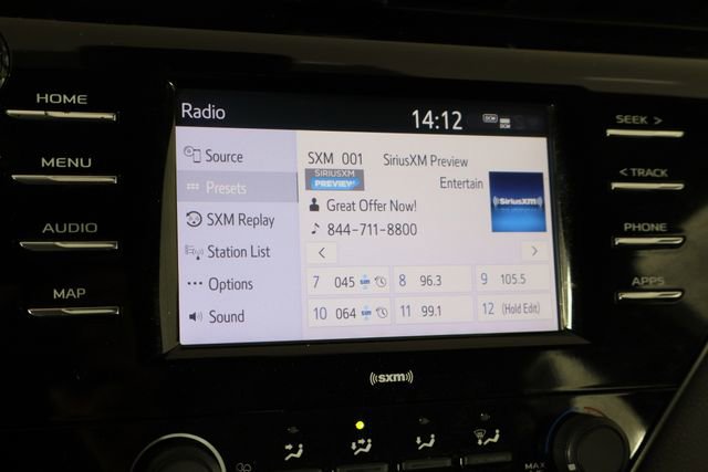 Used 2020 Toyota Camry LE image 29