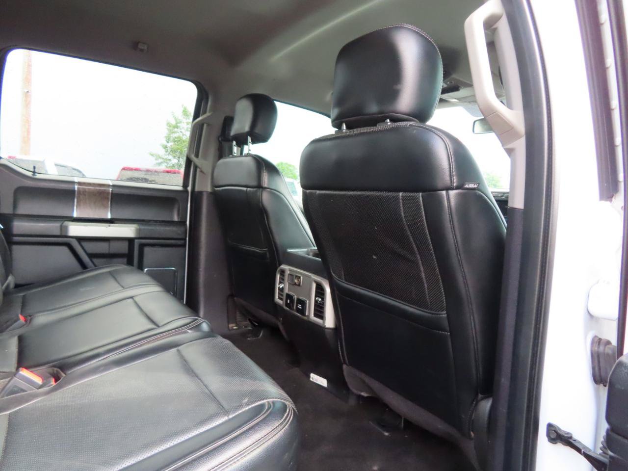 Used 2018 Ford F350 Lariat w/ Lariat Value Package AWD/4WD image 45