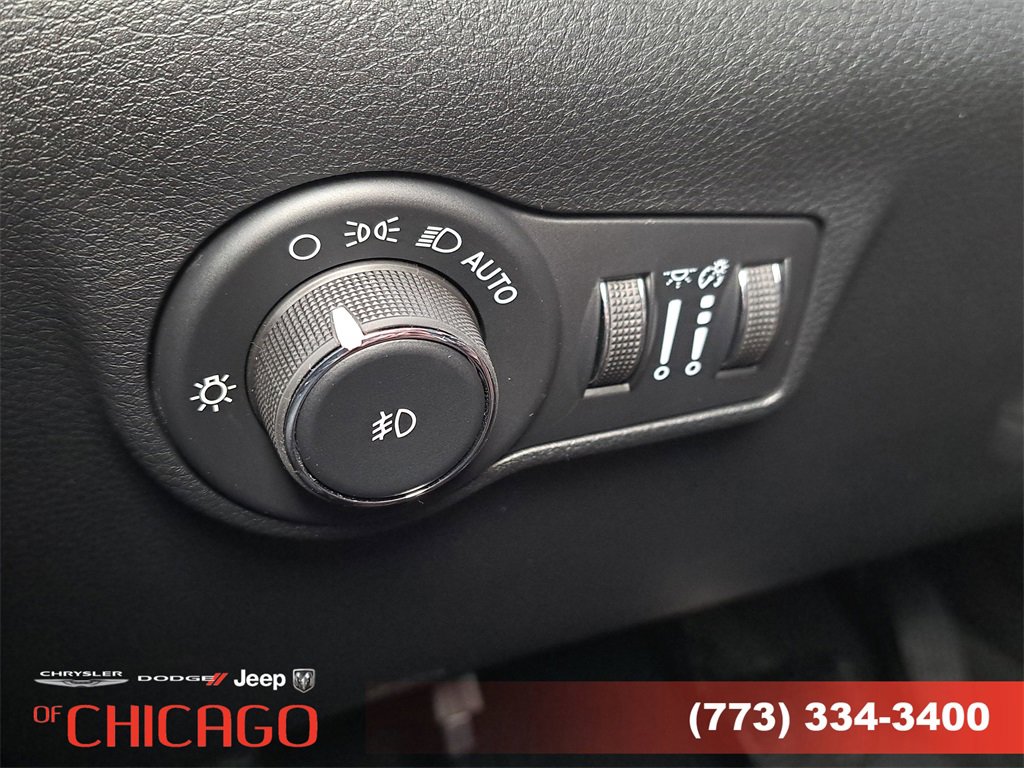 New 2026 Jeep Compass Latitude image 21