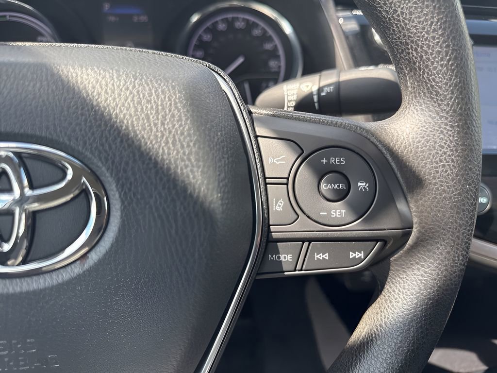 Used 2019 Toyota Camry LE FWD image 15