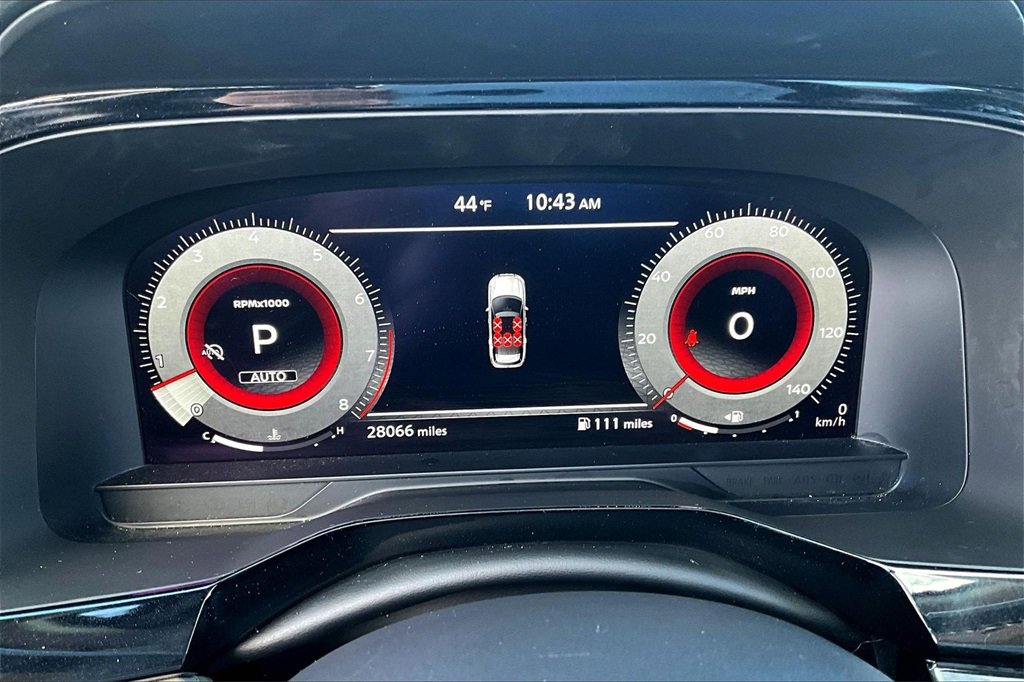 Used 2022 Nissan Pathfinder Platinum w/ Cargo Package image 20