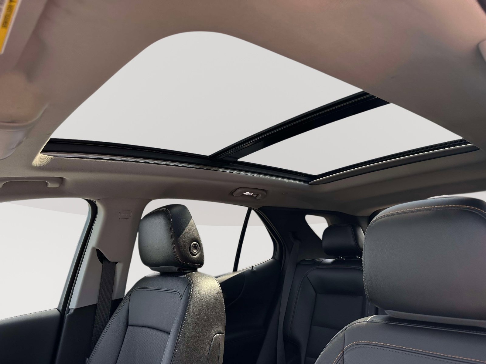 Used 2021 Chevrolet Equinox Premier image 8