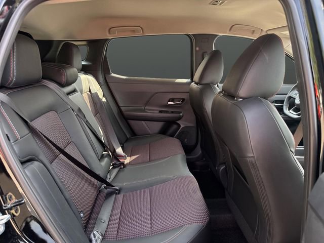 New 2026 Nissan Kicks SR w/ Cold Weather Package image 27