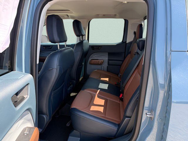 Used 2022 Ford Maverick Lariat w/ Lariat Luxury Package AWD/4WD image 5