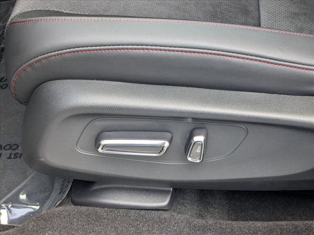 Certified 2025 Acura ADX A-Spec image 4