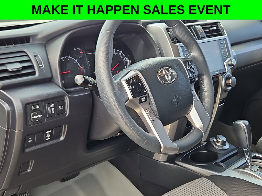 Used 2021 Toyota 4Runner SR5 AWD/4WD image 10