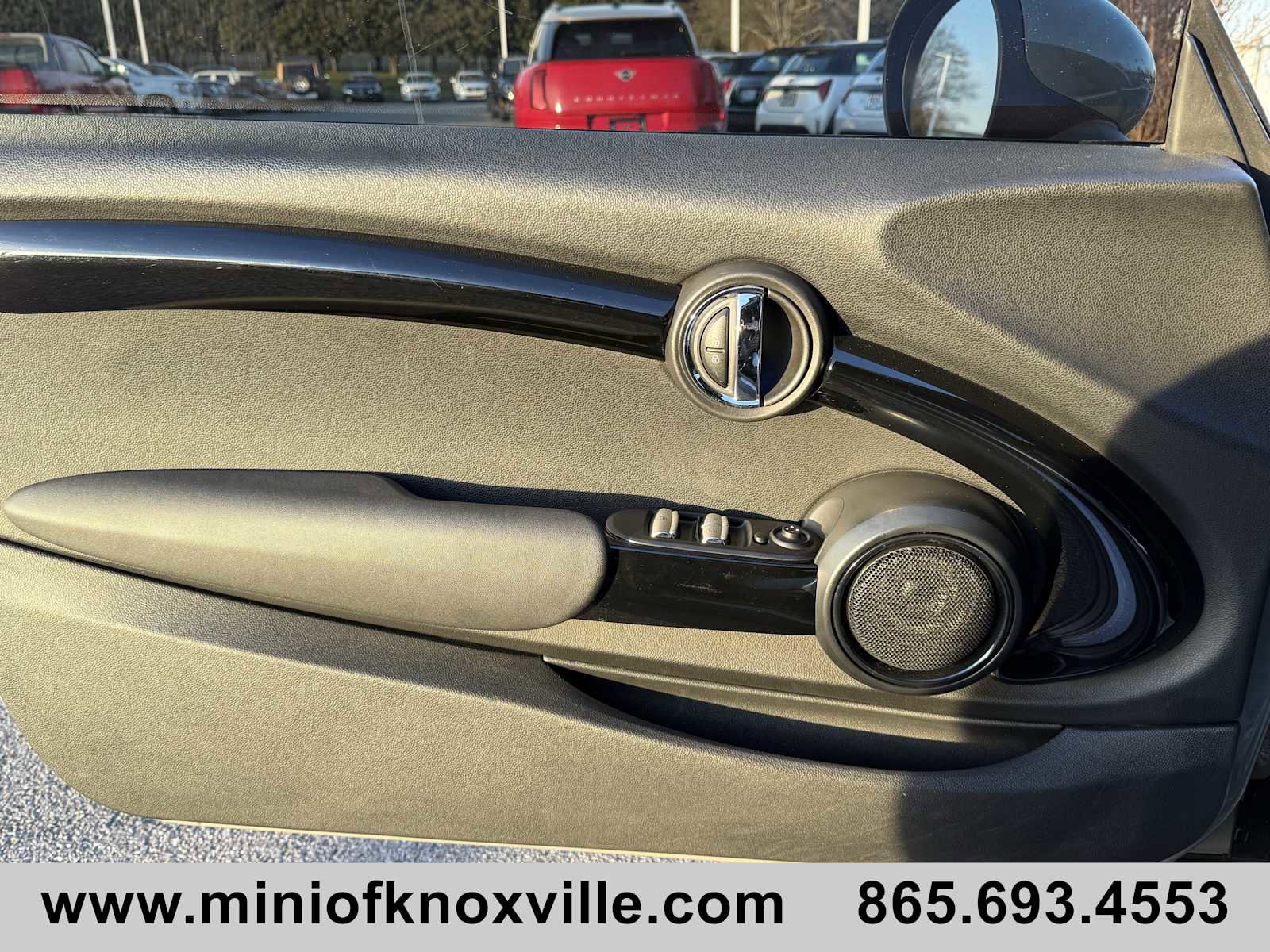 Used 2019 MINI Cooper S w/ Signature Upholstery Package image 31