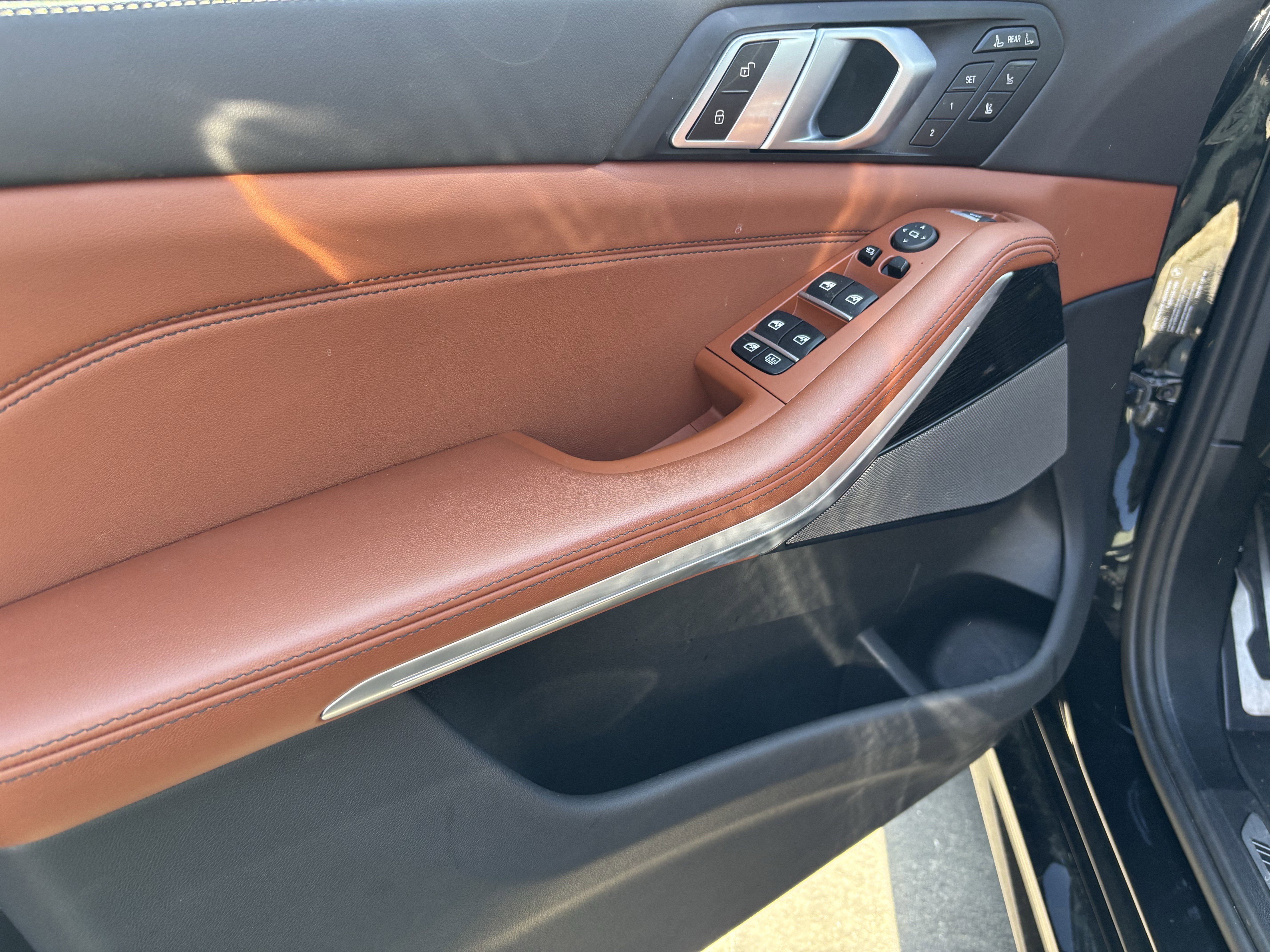 Used 2026 BMW X7 M60i image 14