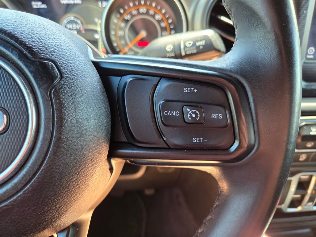 Used 2018 Jeep Wrangler Unlimited Sport S AWD/4WD image 29