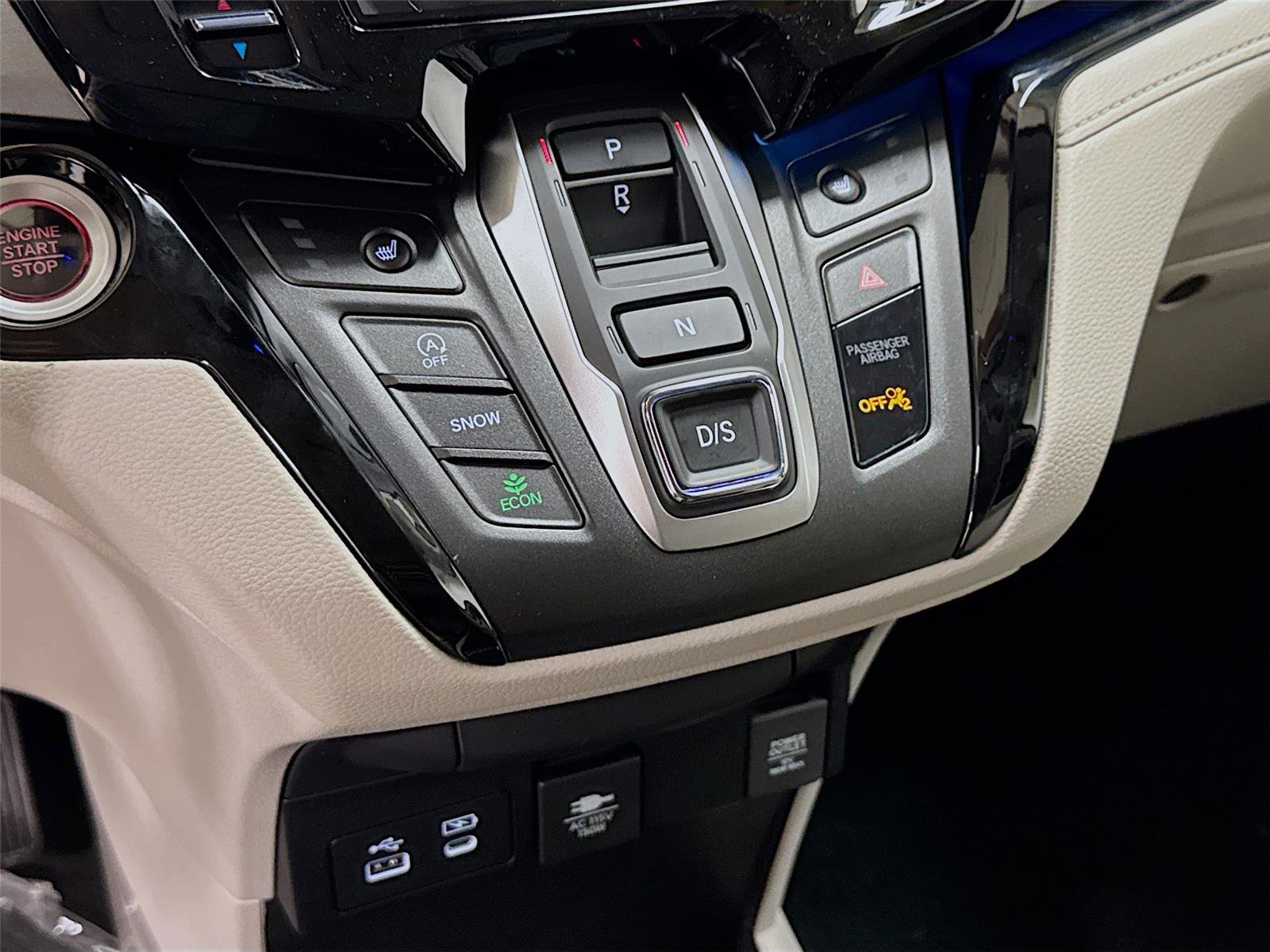 New 2026 Honda Odyssey Touring image 16