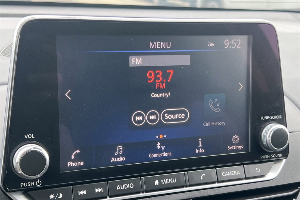 Used 2024 Nissan Altima 2.5 SR image 19