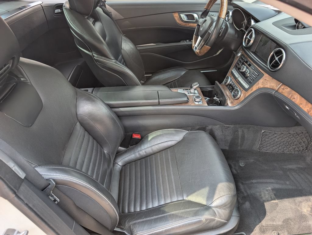 Used 2013 Mercedes-Benz SL 550 image 11