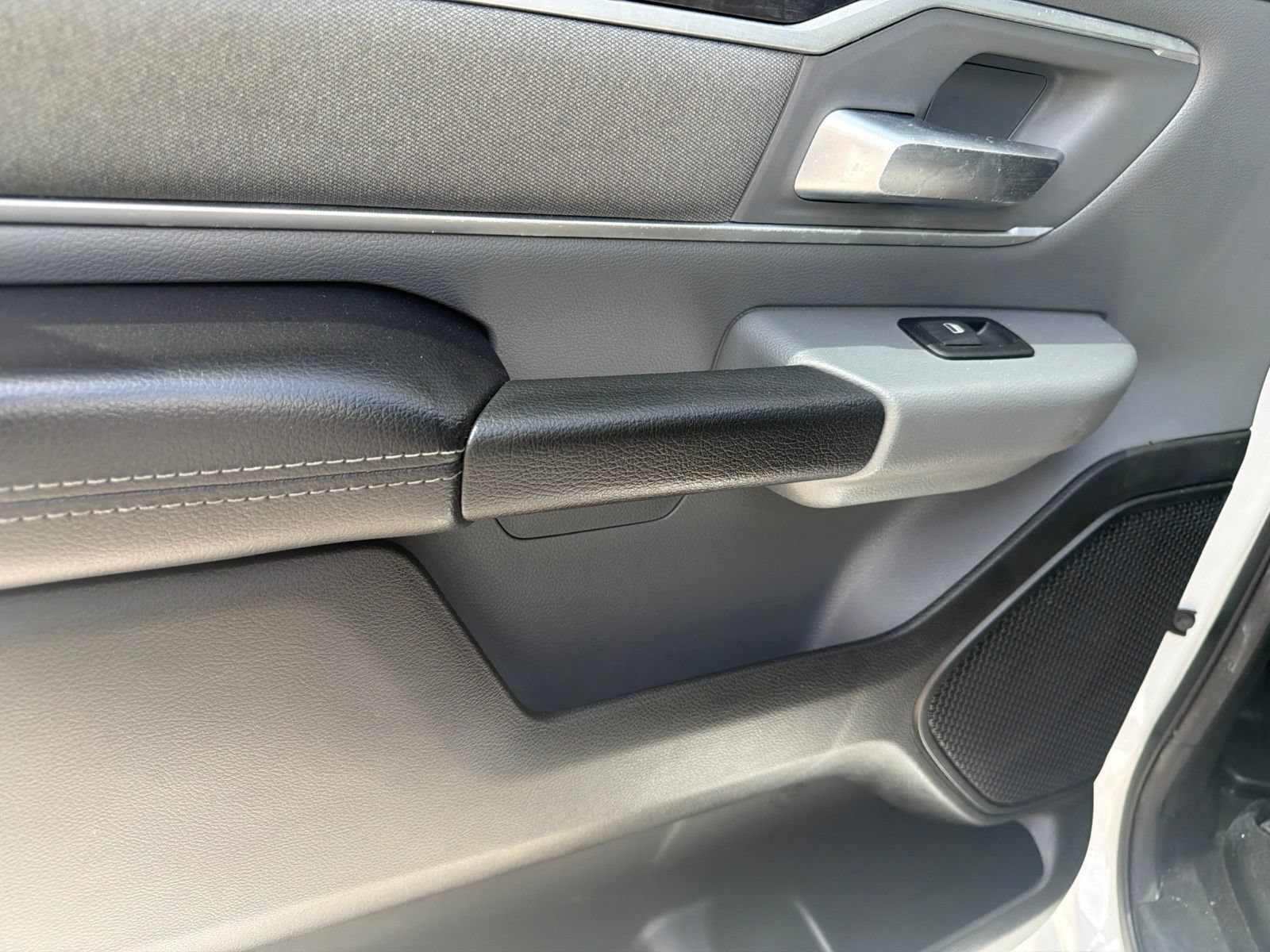 Used 2022 RAM 1500 Big Horn RWD image 11