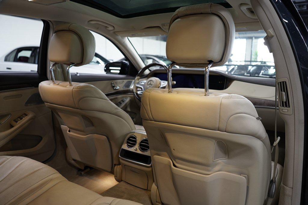 Used 2018 Mercedes-Benz S 450 Sedan image 31
