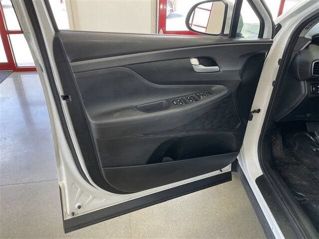Used 2019 Hyundai Santa Fe SE AWD/4WD image 12