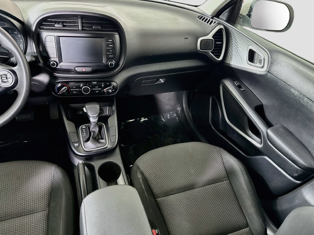 Used 2021 Kia Soul LX FWD image 24