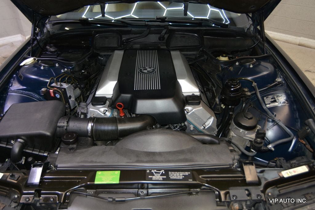 Used 2001 BMW 740iL RWD image 30