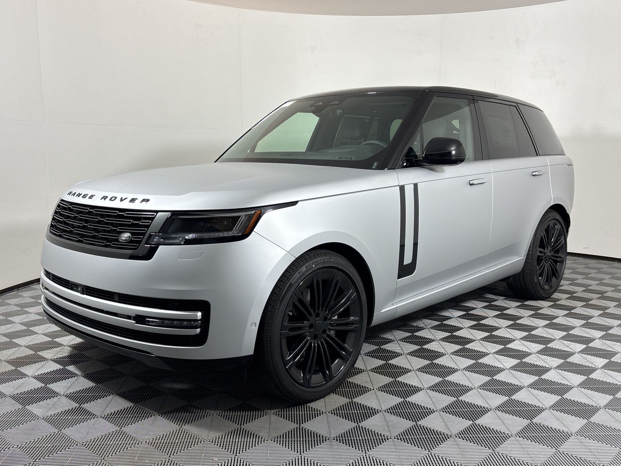 New 2026 Land Rover Range Rover SE AWD/4WD image 1